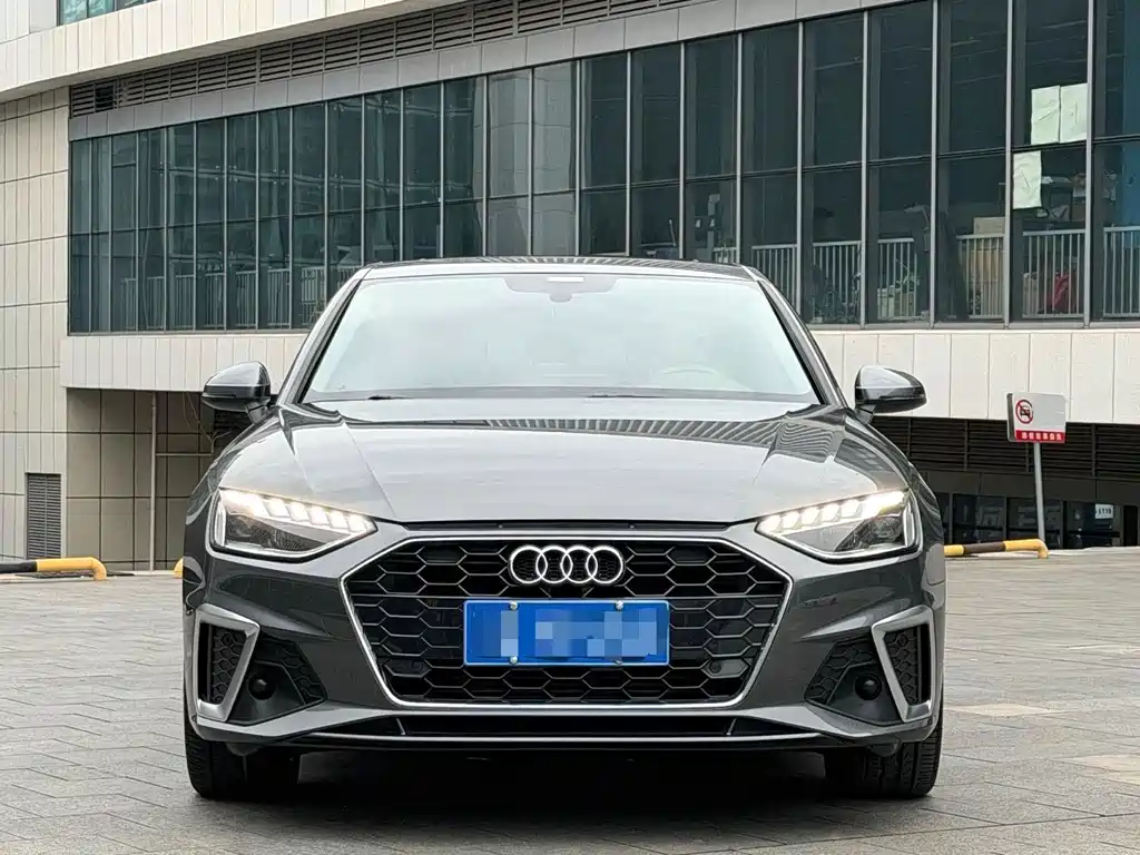 Audi A4L — миниатюра 2
