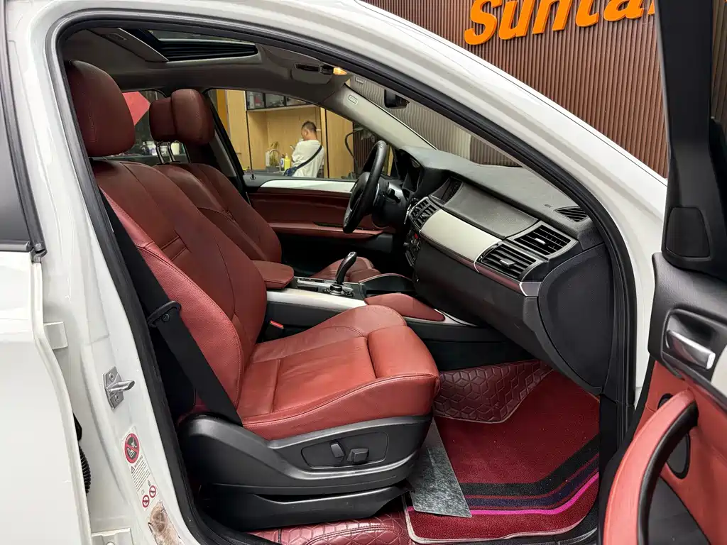 BMW X6 — миниатюра 23