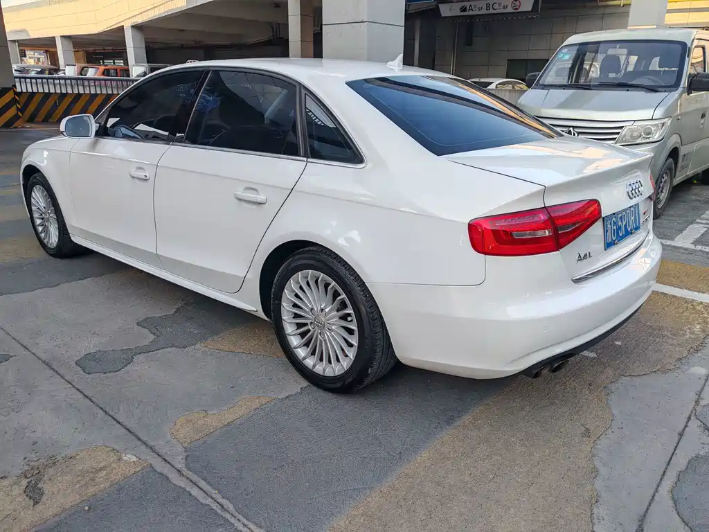 Audi A4L — миниатюра 6