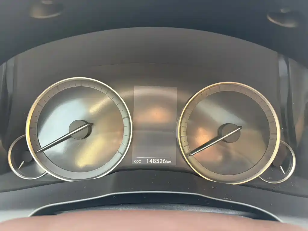 Lexus ES — миниатюра 17