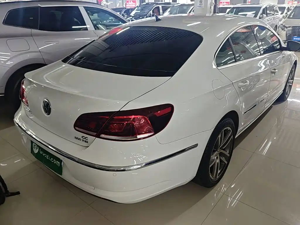 Volkswagen CC — миниатюра 7
