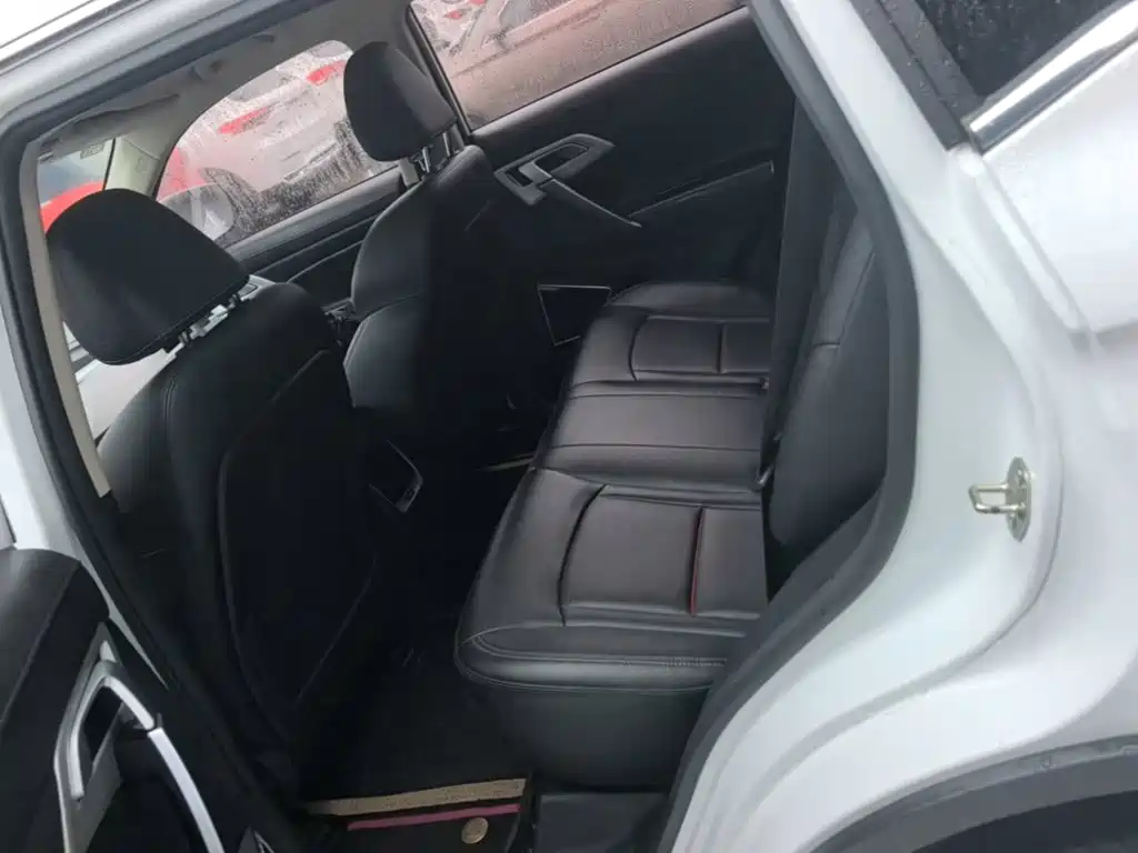 Geely Boyue — миниатюра 17