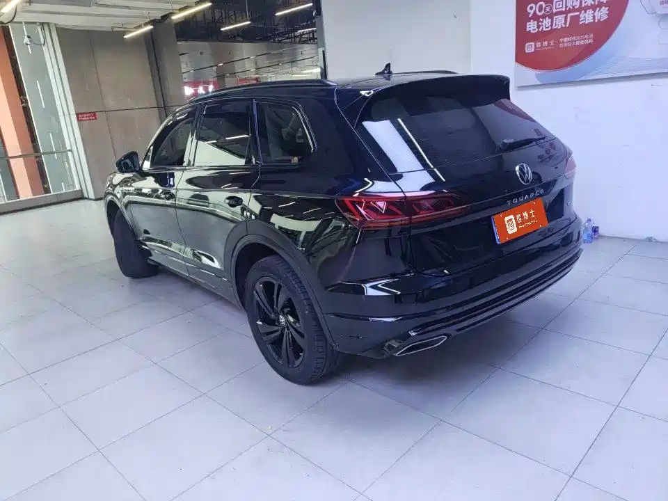 Volkswagen Touareg — миниатюра 2