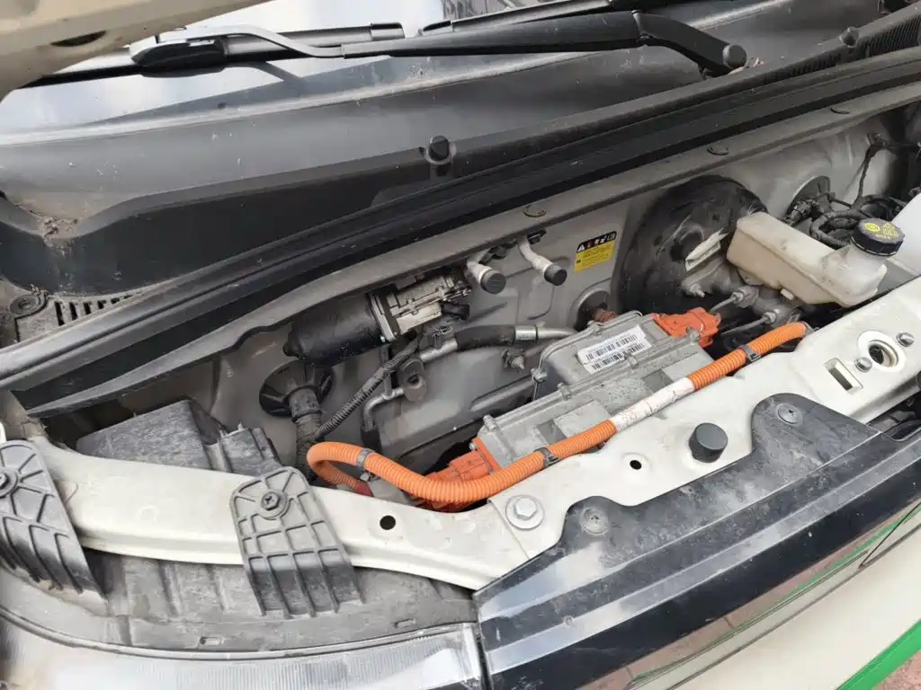 Wuling MINIEV — миниатюра 21