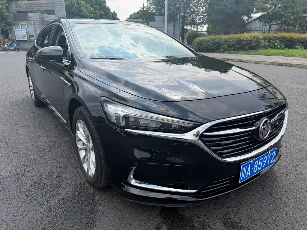 Buick LaCrosse — миниатюра 3