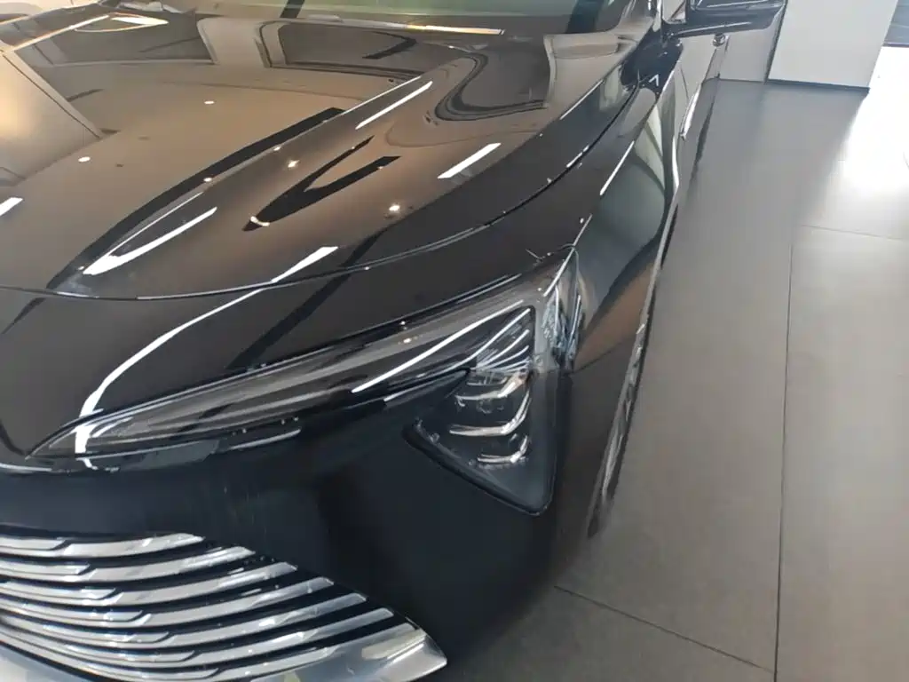 Buick LaCrosse — миниатюра 24
