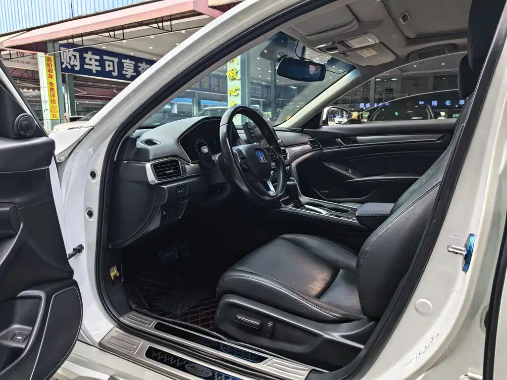 Honda Accord — миниатюра 5