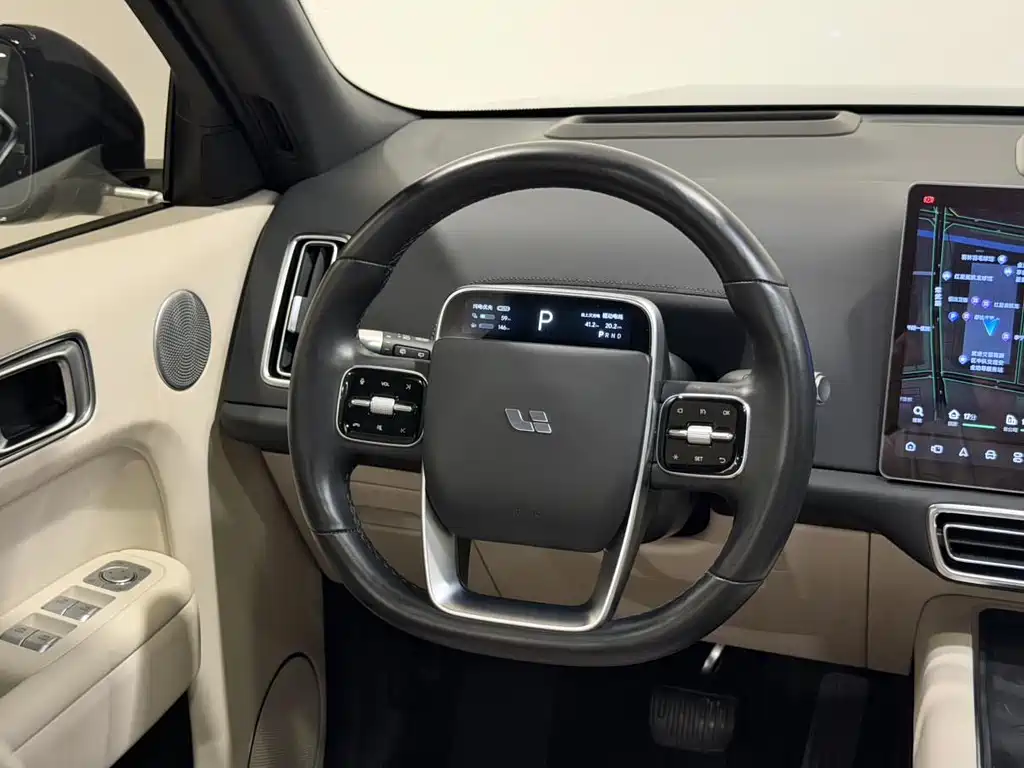 Li Auto Li L9 — миниатюра 9