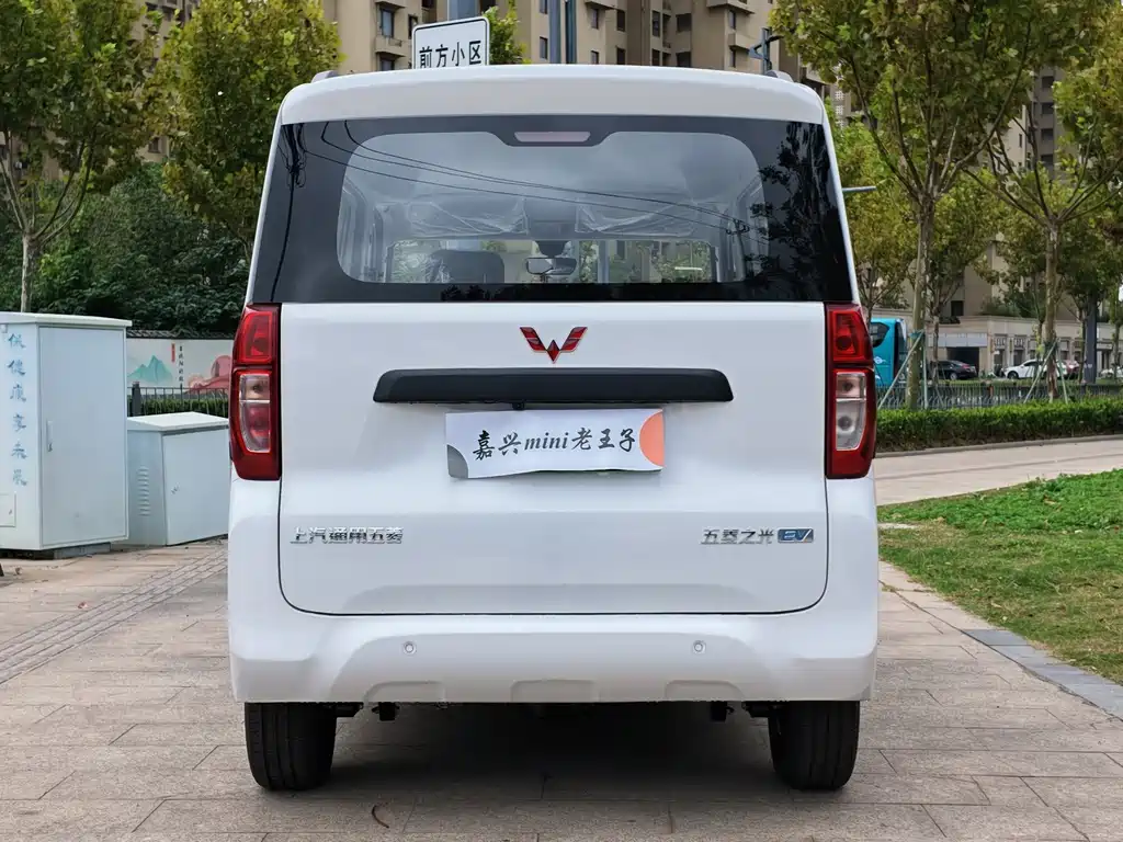 Wuling Zhiguang EV — миниатюра 5