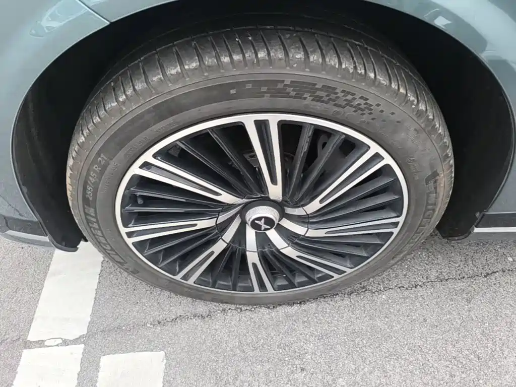 XPeng G9 — миниатюра 23