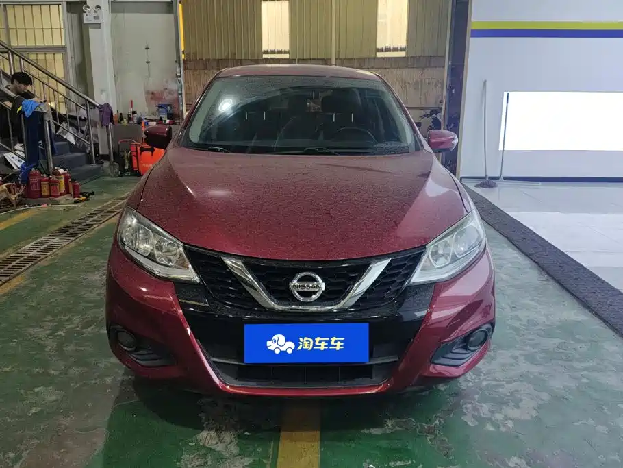 Nissan Tiida — миниатюра 2
