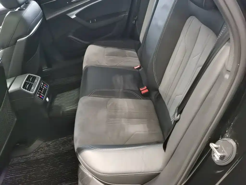 Audi A6L — миниатюра 22