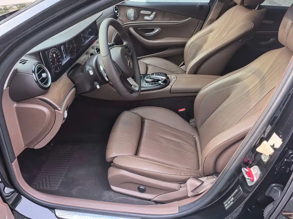 Mercedes-Benz E-Class — миниатюра 19
