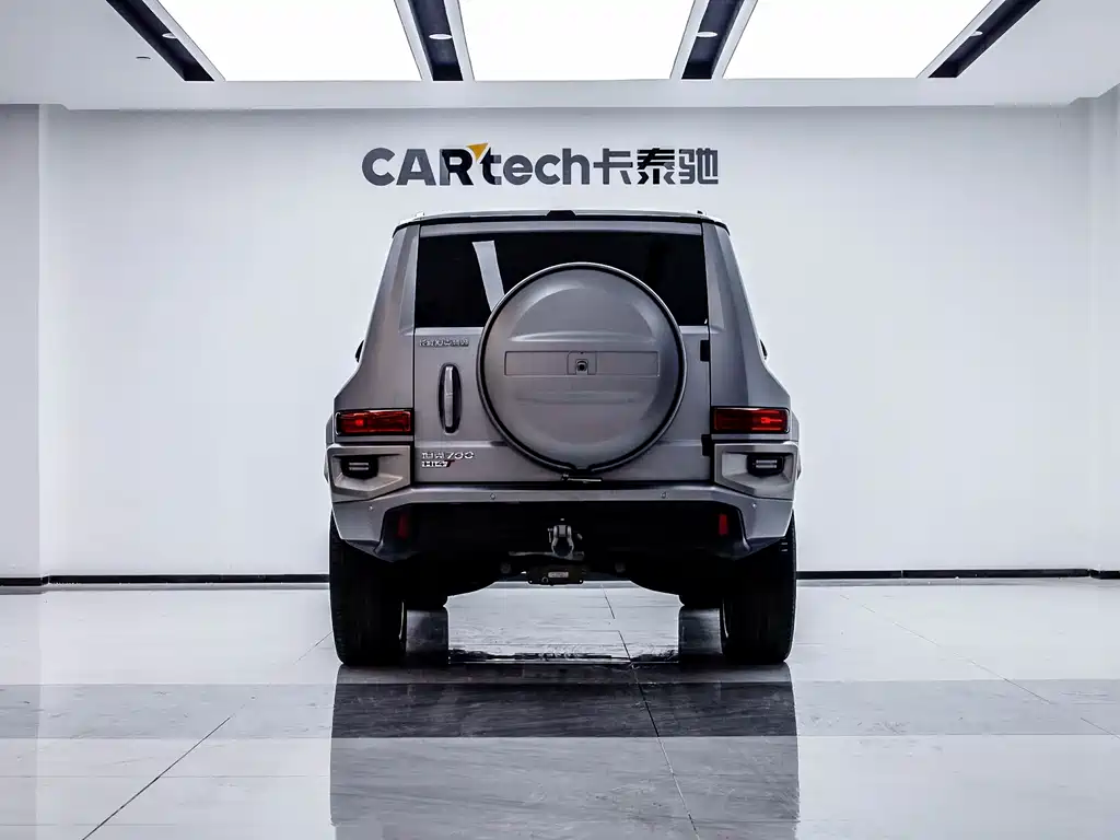 TANK TANK 700 NEW ENERGY