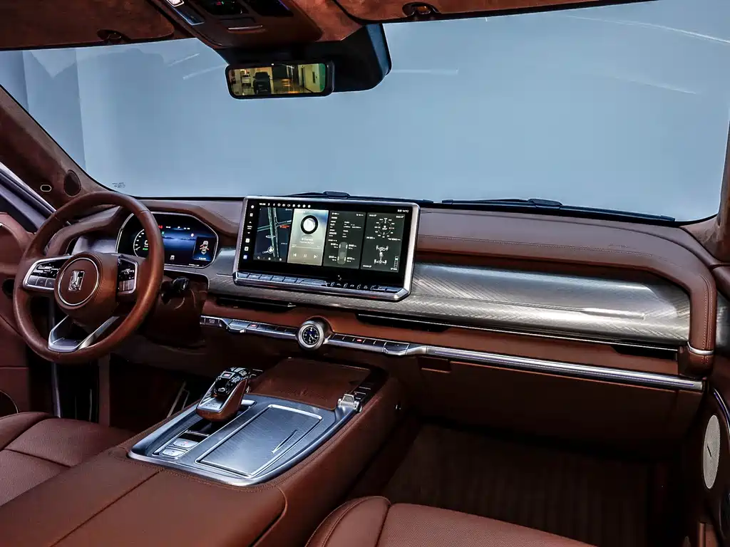 TANK TANK 700 NEW ENERGY