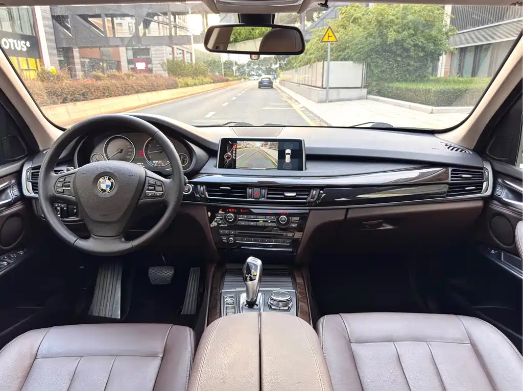 BMW X5 (Import) — миниатюра 8
