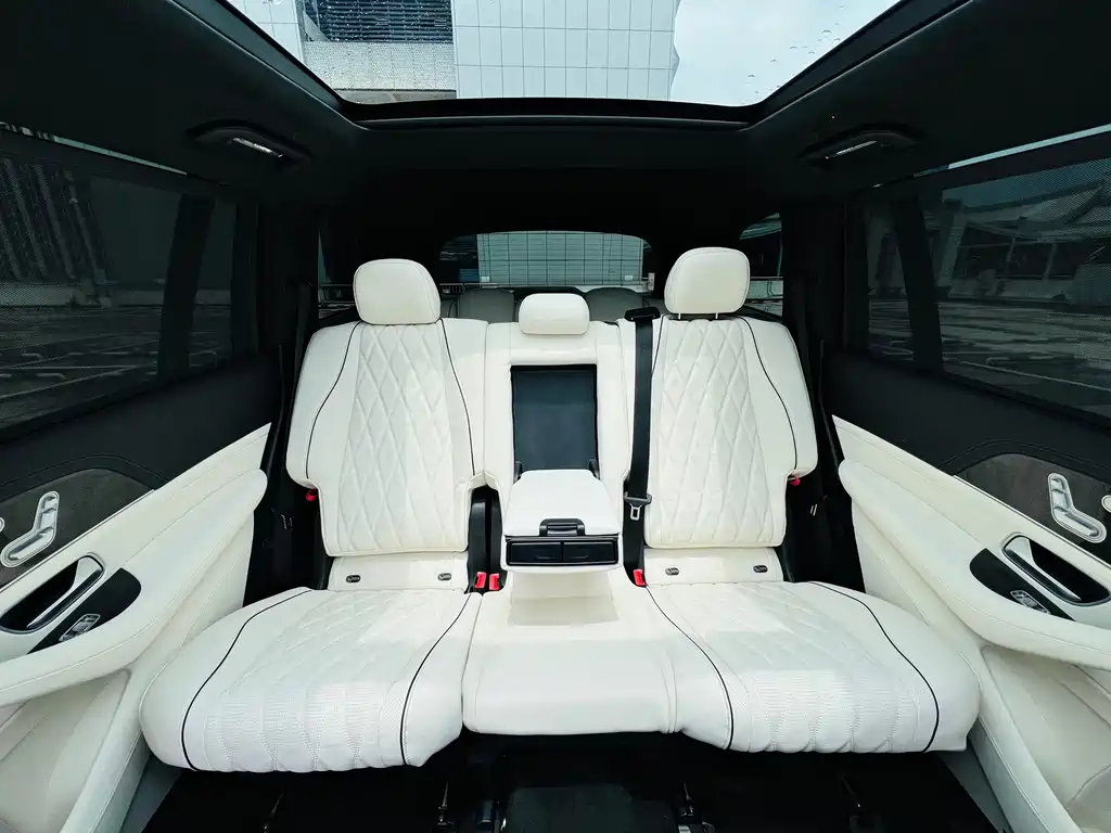 Mercedes-Benz GLS AMG — миниатюра 10