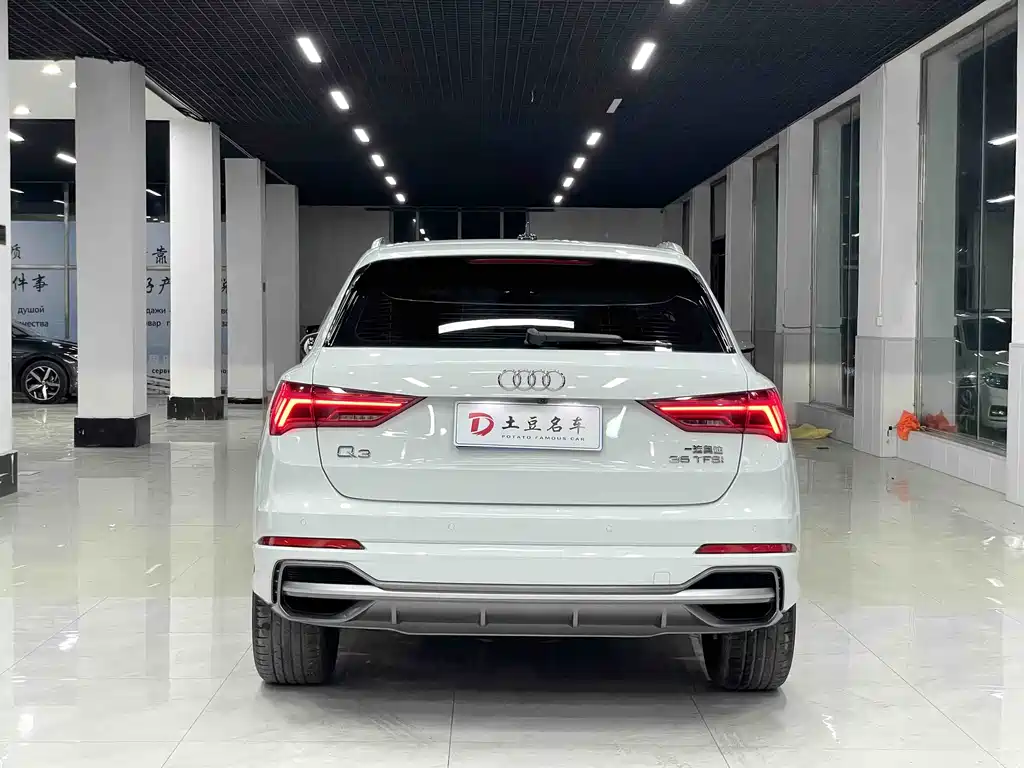 Audi Q3 2022 35 TFSI Fashion