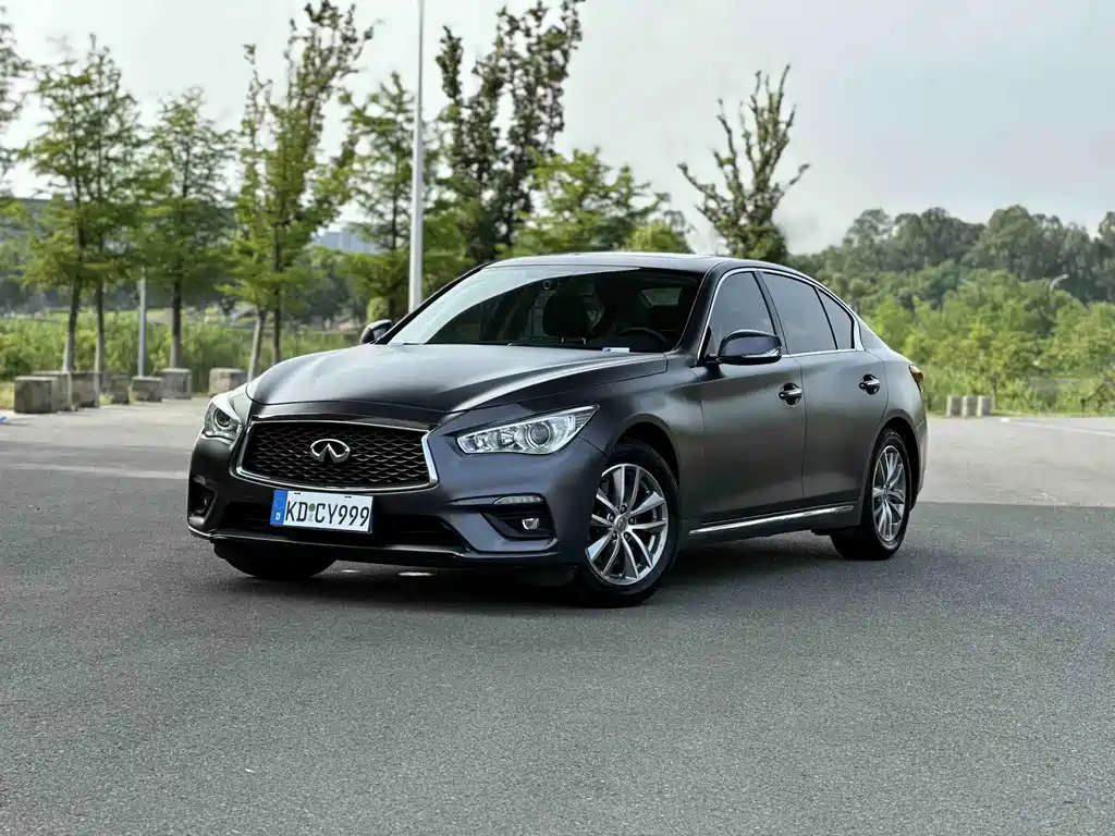 Купить Infiniti Q50L