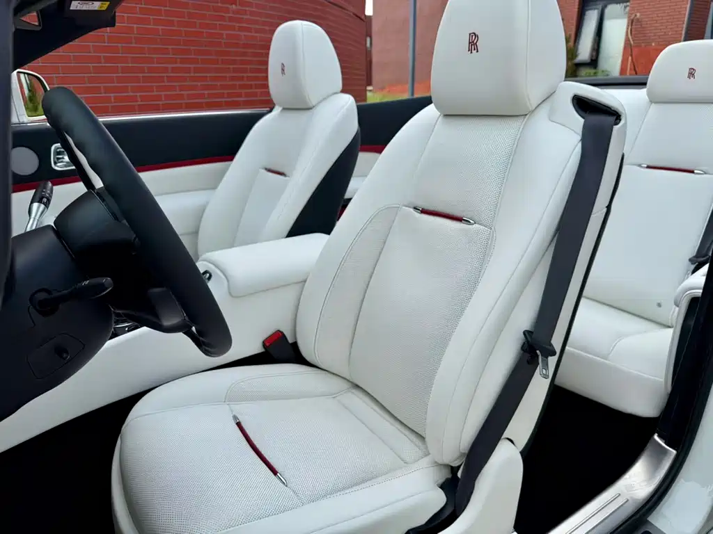 Rolls-Royce Dawn — миниатюра 9