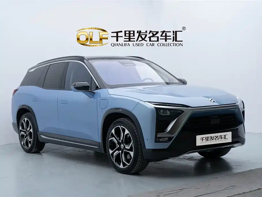 NIO ES8 2018 355KM мест