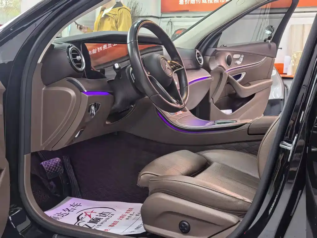 Mercedes-Benz E-Class E 2023 E 260 L 4MATIC