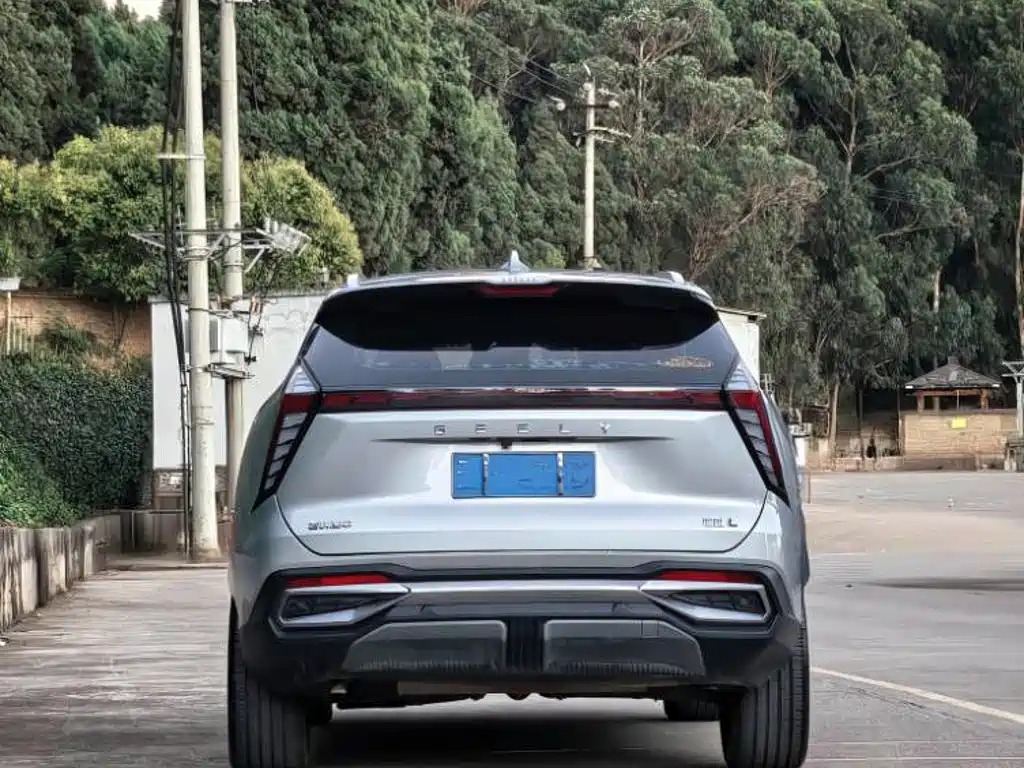 Geely Boyue L — миниатюра 8