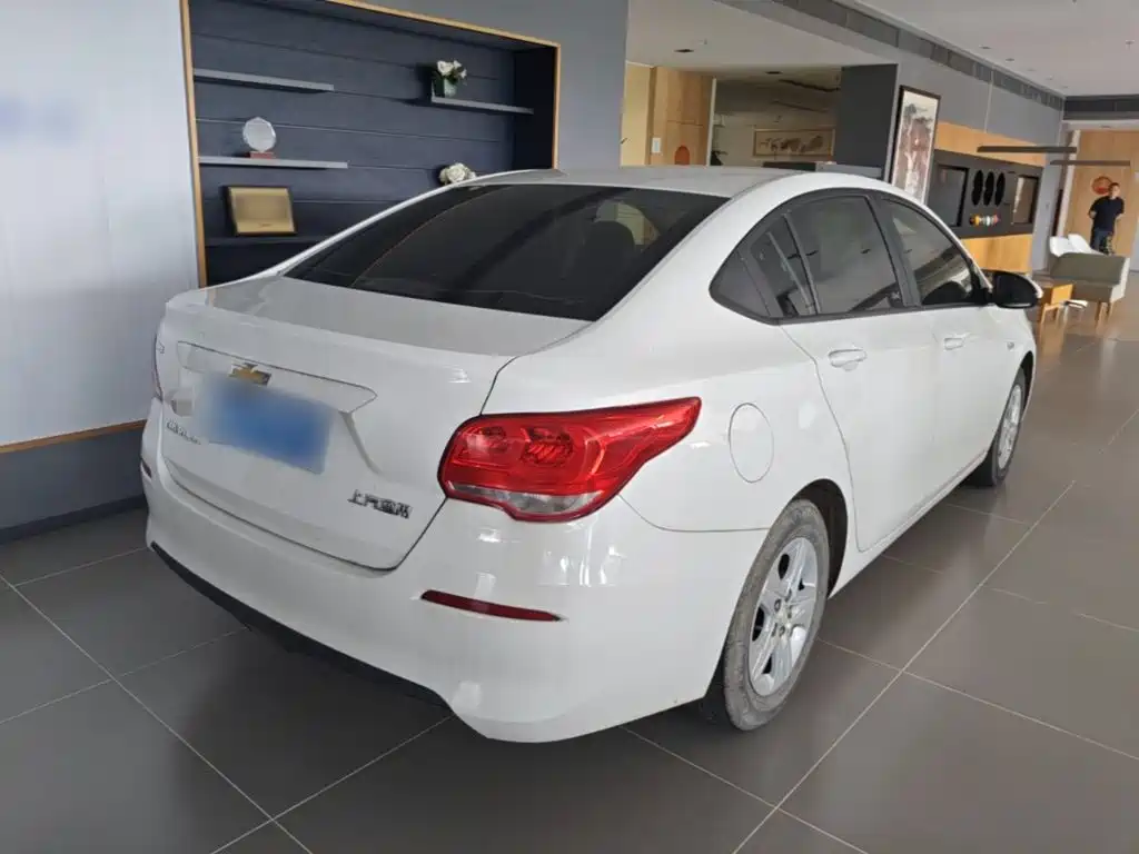 Chevrolet Cavalier — миниатюра 7