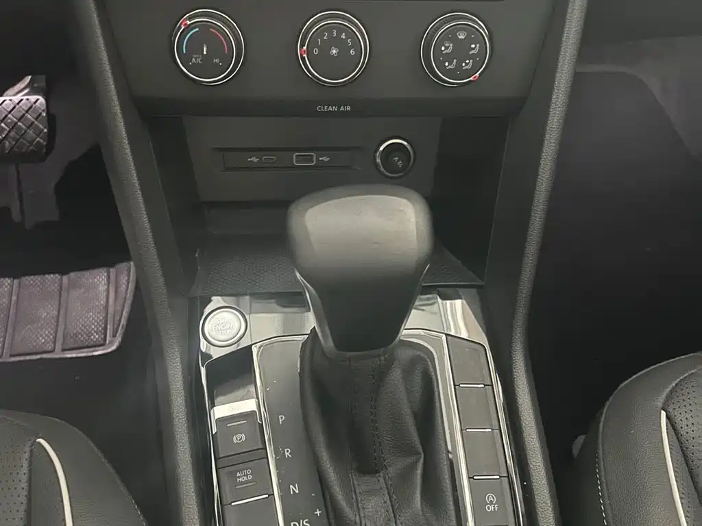 Volkswagen Tiguan L — миниатюра 10