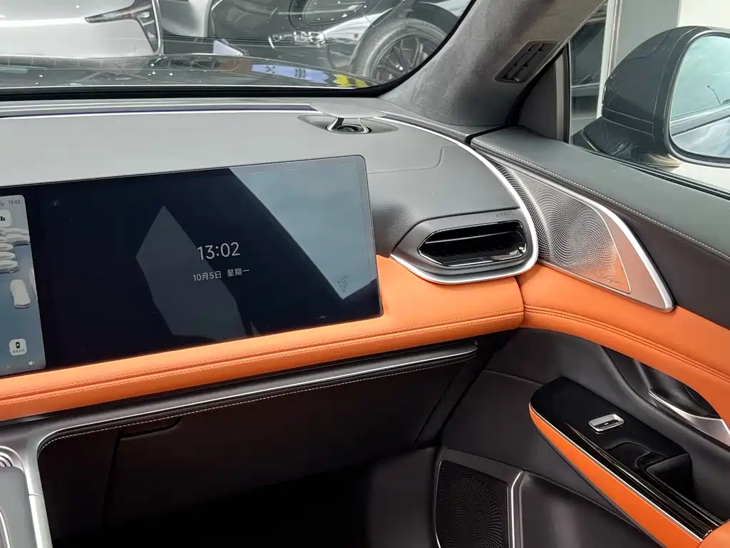 XPeng G9 — миниатюра 12