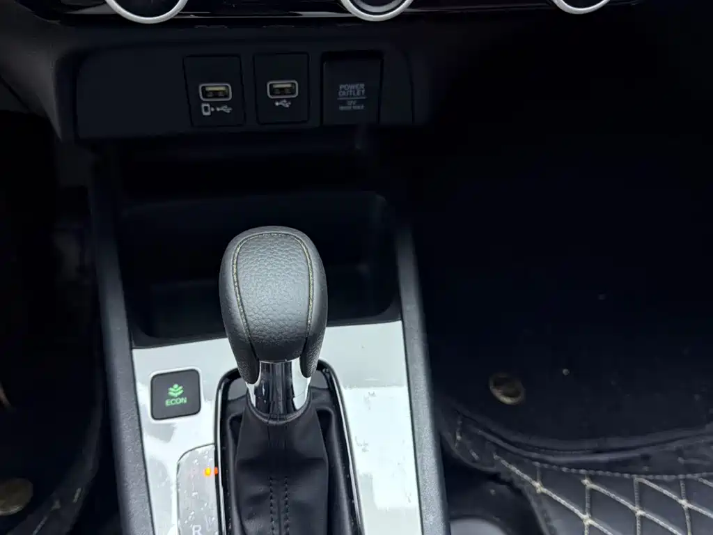 Honda Fit — миниатюра 11