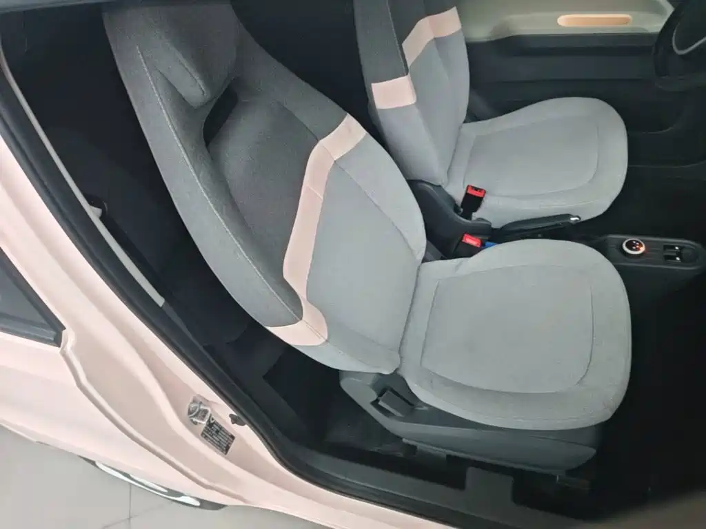Wuling MINIEV — миниатюра 25