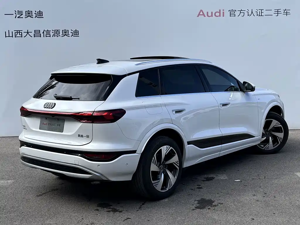 Audi Q6L e-tron — миниатюра 3
