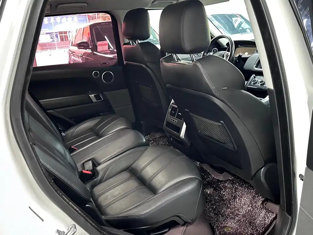 Land Rover Range Rover Sport 2016 3.0 SDV6 HSE DYNAMIC