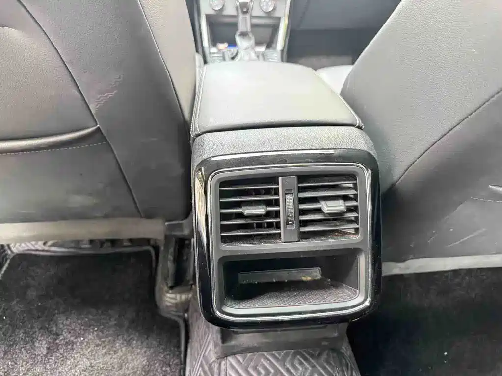 Volkswagen Passat — миниатюра 13