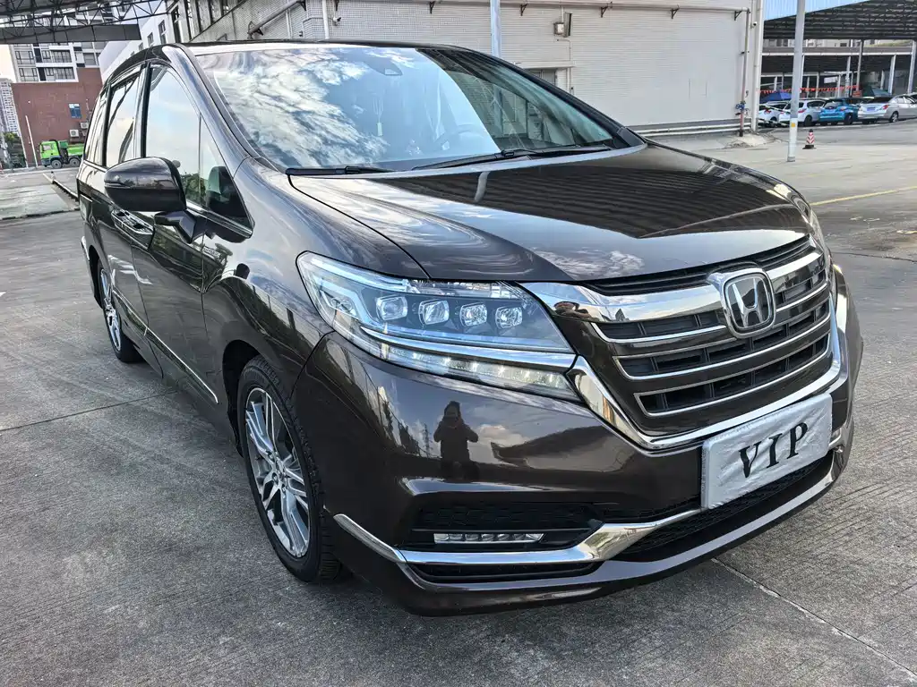 Honda Elysion — миниатюра 3