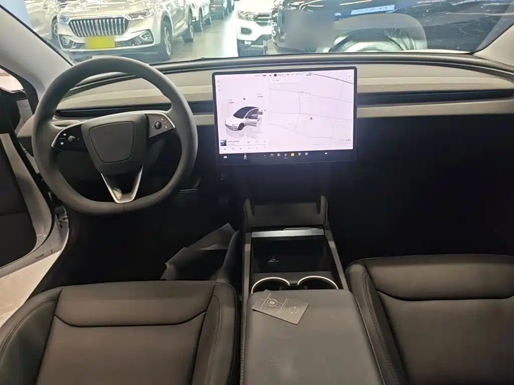 Tesla Model 3 — фотографии объявления, Фото 11