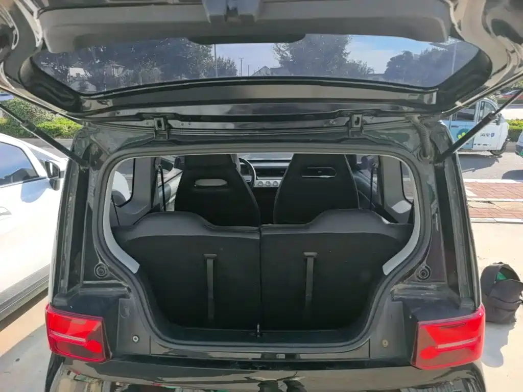 Wuling MINIEV — миниатюра 19