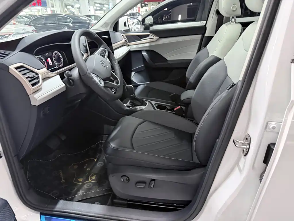 Volkswagen Tharu — миниатюра 9