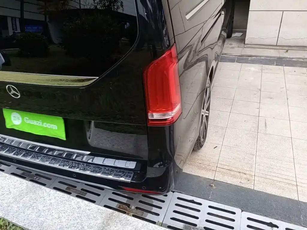 Mercedes-Benz V-Class — миниатюра 8