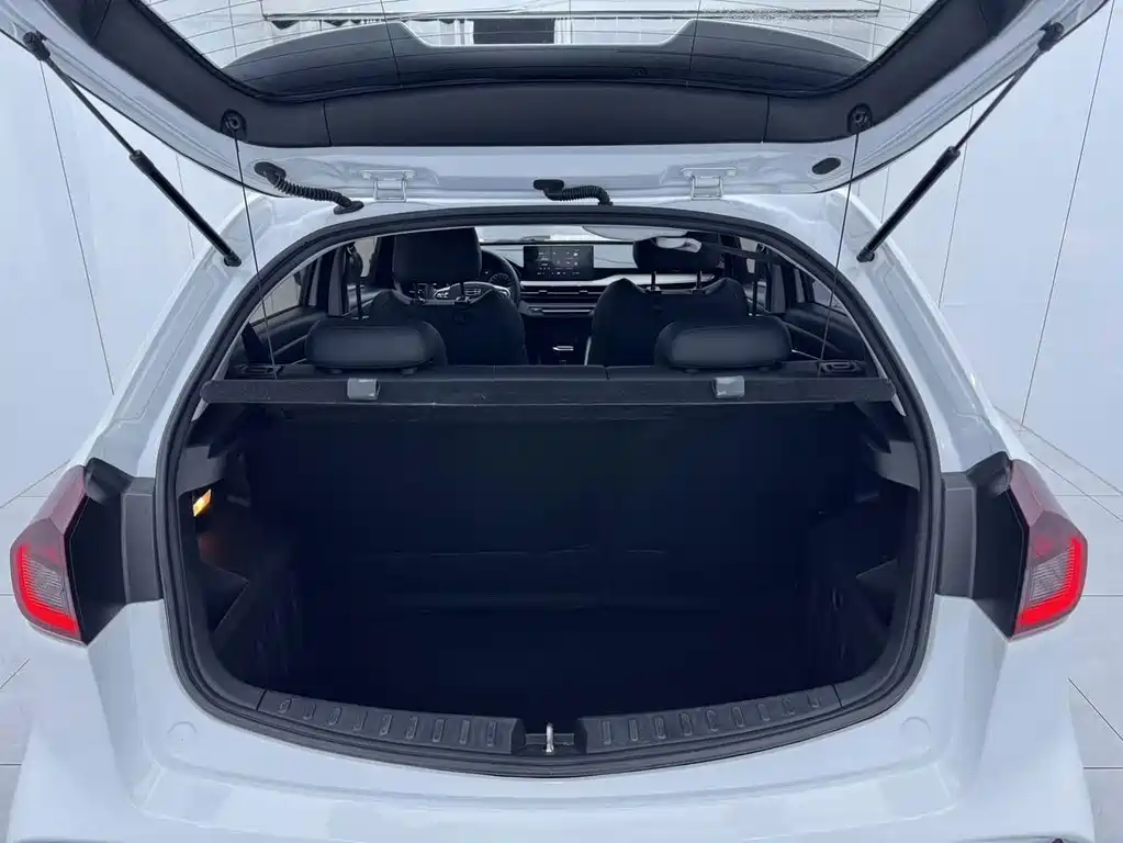 Geely Vision X3 — миниатюра 13
