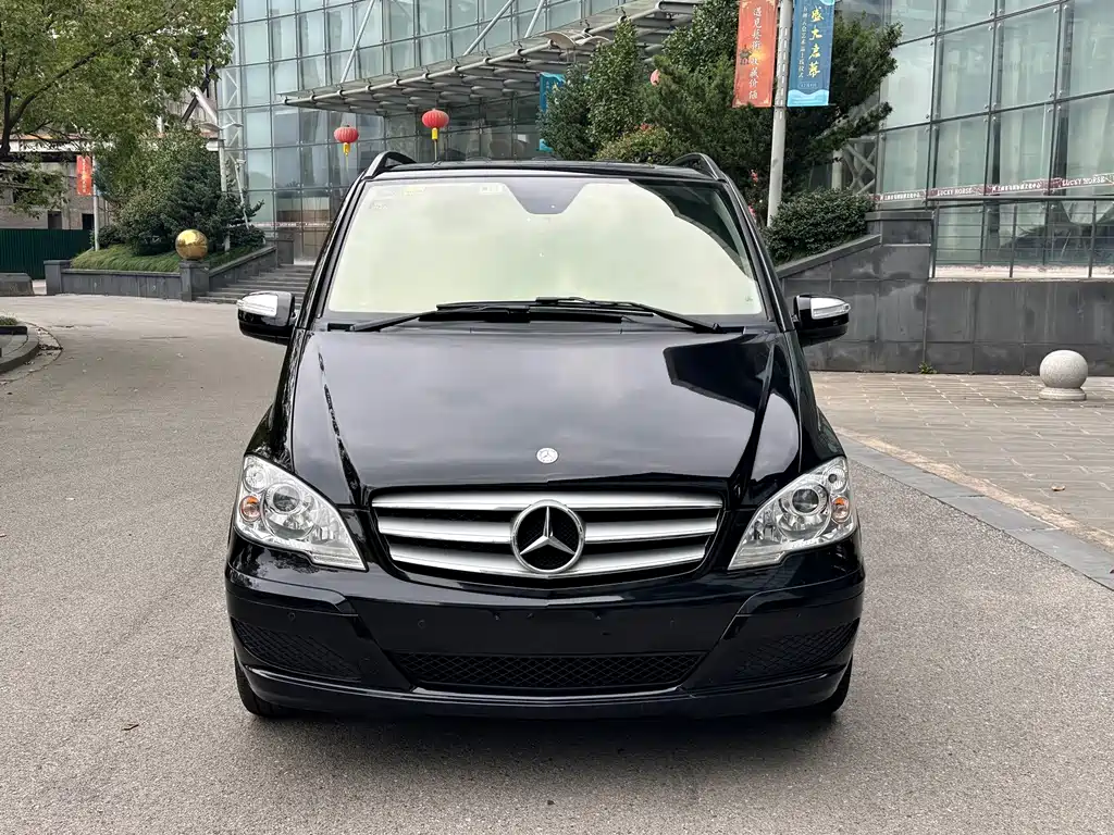 Mercedes-Benz Viano — миниатюра 2