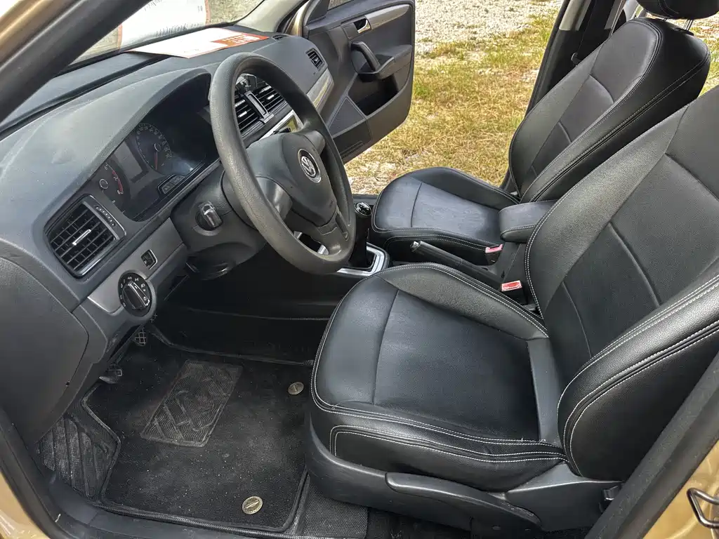 Volkswagen Lavida — миниатюра 4