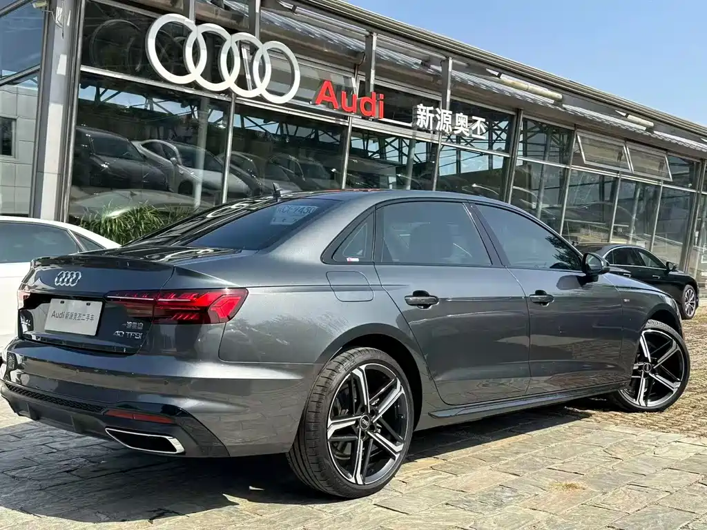 Audi A4L — миниатюра 5