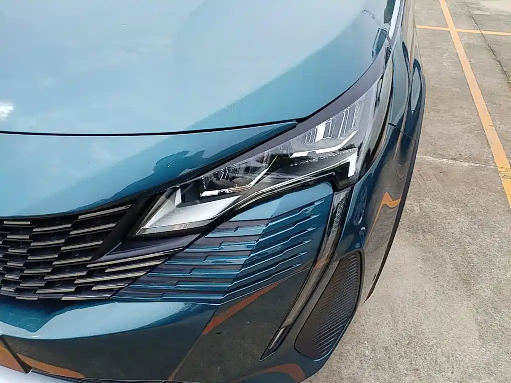 Peugeot 5008 — миниатюра 24
