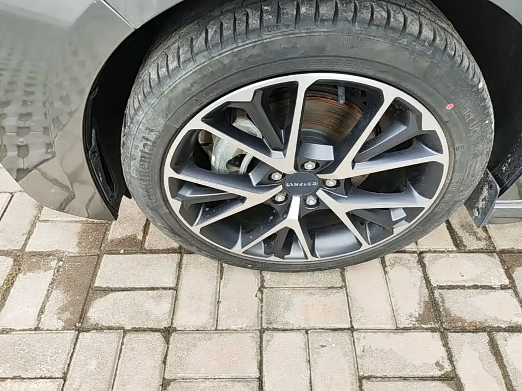 Lynk & Co 03 — миниатюра 23