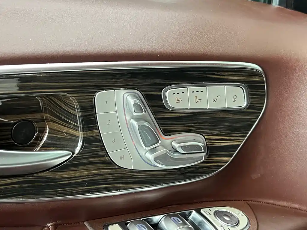 Mercedes-Benz Vito — миниатюра 21