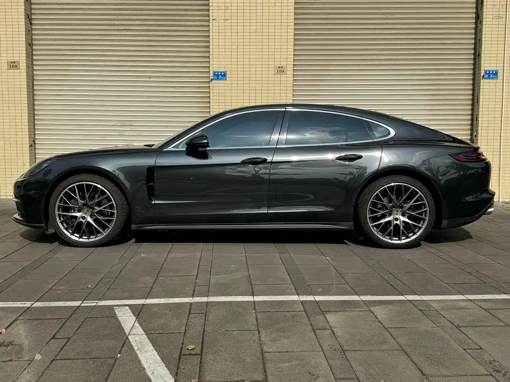 Porsche Panamera — миниатюра 3