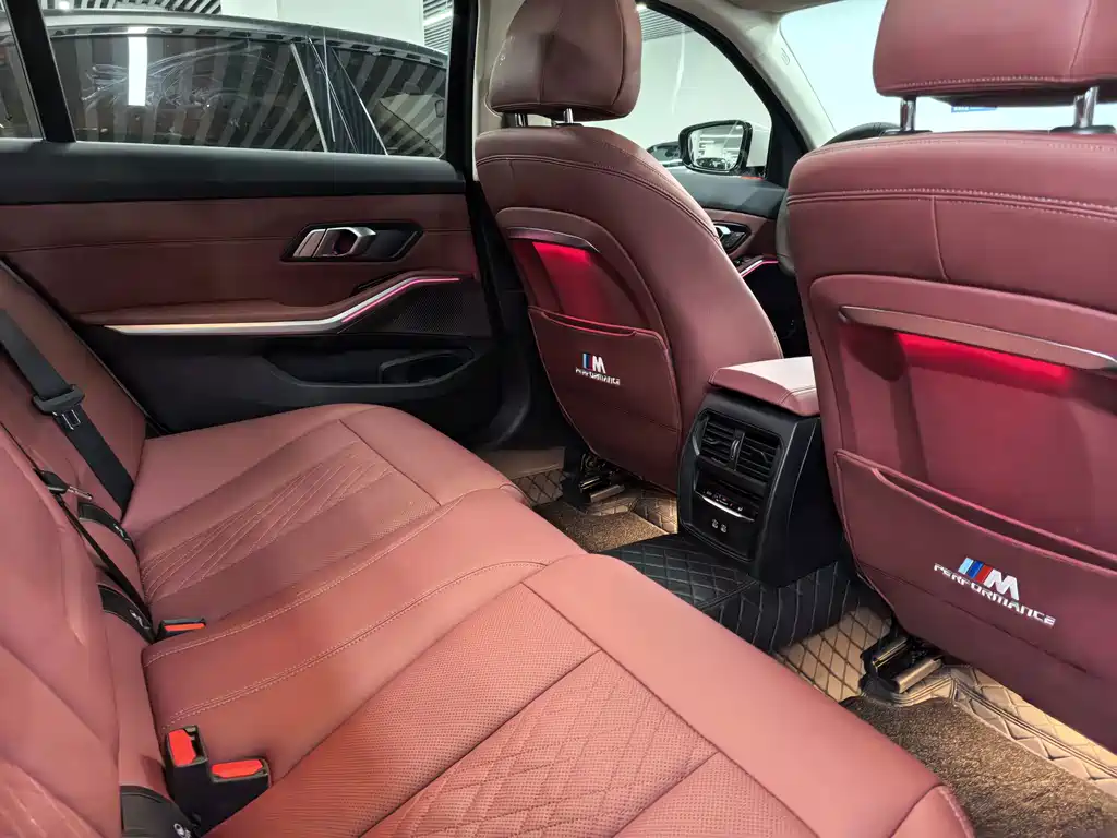 BMW 3 Series — миниатюра 11
