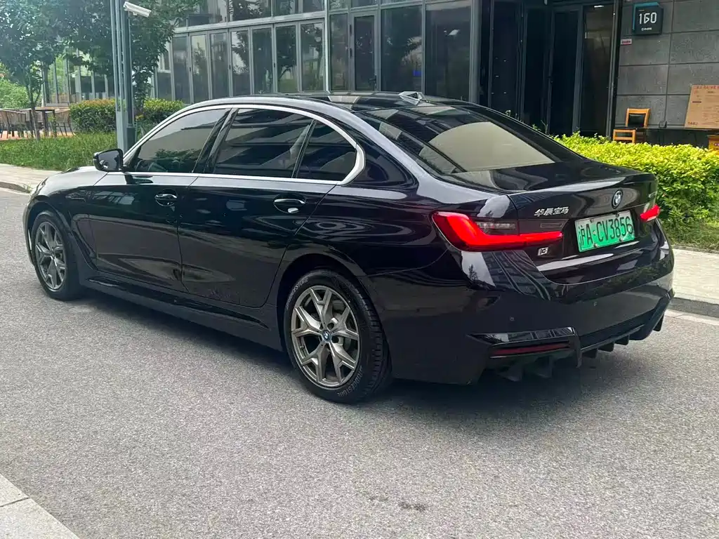 BMW i3 2024 eDrive 35 L